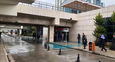 Yolda yürürken bir anda yere yığıldı!