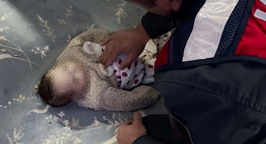 4 aylık bebeği kalp masajıyla hayata döndürdü