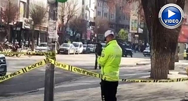 Belediye önünde şüpheli paket alarmı