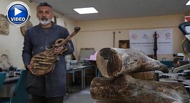 Bu atölyede kütükler sanata dönüşüyor