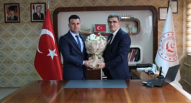 İlbaş görevini Aykut'a teslim etti