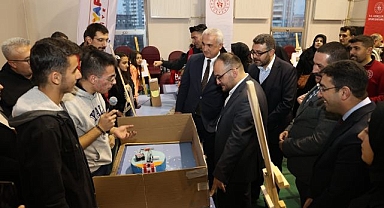 Çocuklar hünerlerini sergiledi 