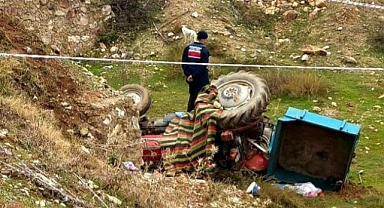 Devrilen traktör 3 çocuk annesini hayattan kopardı