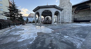 Erzurum buz kesti!