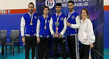 ETÜ şampiyonluğa doymuyor