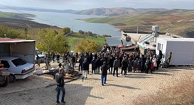 Feci kazada hayatını kaybedenler gözyaşlarıyla defnedildi