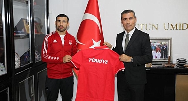 Genç sporcu Avrupa şampiyonu oldu
