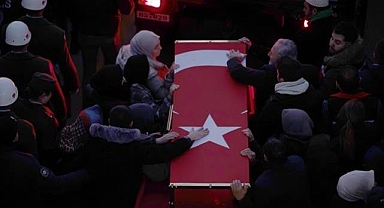 Kahramanlar son yolculuklarına uğurlandı
