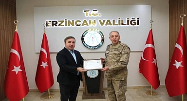 Komutanlara başarı belgesi!