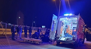 Önce yayaya, ardından bariyerlere çarptı