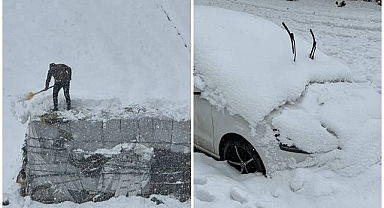 Tek katlı evler kara gömüldü, araçlar kayboldu!