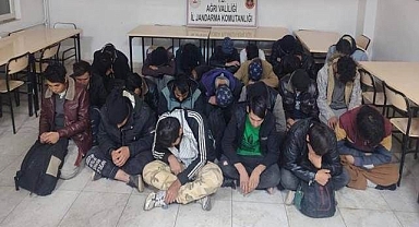 Tıra binemeden yakalandılar!