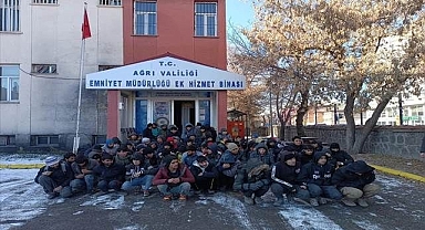 Tırdan gelen koku ve sesler ele verdi!