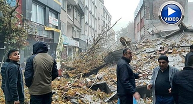 Yağmura dayanamayan bina çöktü!