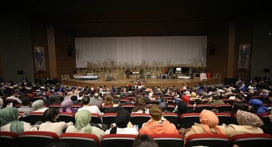 10 bin kişi tiyatroyla buluşturuldu