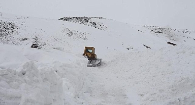 25 köy yolu ulaşıma kapandı