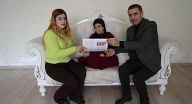 25 yıl sonra ilk kez karne aldı!