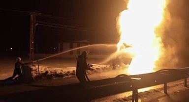 Alevlerin arasında kalan oğlu için canını hiçe saydı