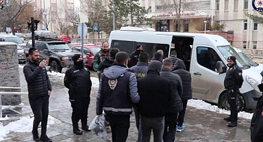 Aranan şahıslar Erzurum’da yakalandı