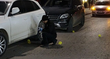 Cadde ortasında kurşun yağmuruna tutuldu   