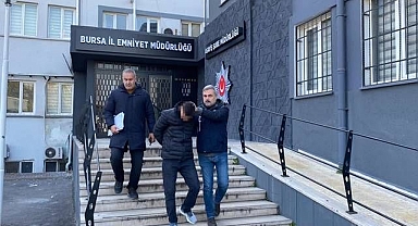 Çalışanını kalbinden bıçakladı!