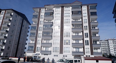 Erzurum'da 4. kattan düşen kadın hayatını kaybetti