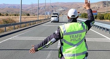 Erzurum'da sürücülere ceza yağdı!