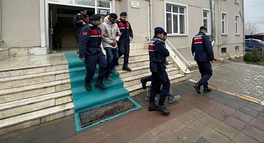 Kablo hırsızlarına jandarmadan suçüstü