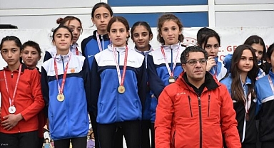 Krosa Zübeyde Hanım damgası