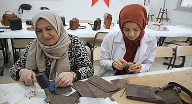 Kursta öğrendikleri ile meslek sahibi oldular