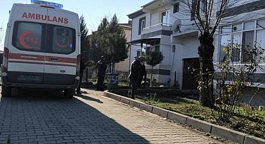 Odasında ölü bulundu