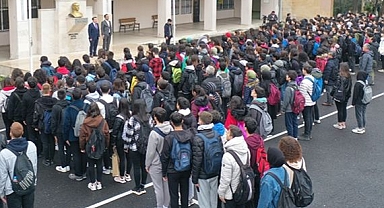 Okullar haftaya şehitlere saygı duruşuyla başlayacak