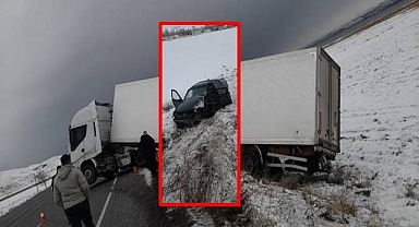 Otomobille tır birbirine girdi!