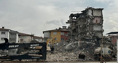Şehirdeki yıkımlar devam ediyor!
