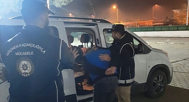 Tır dorsesinde yakalandılar!