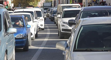 Trafiğe kayıtlı araç sayısı 70 bini geçti   