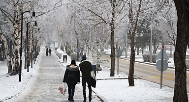 Üniversite öğrencileri beklentilerini dile getirdi