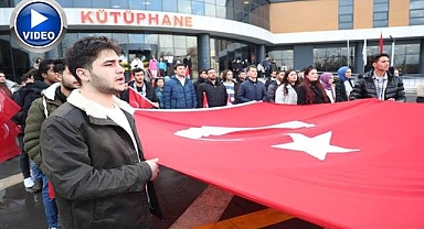 Üniversiteli öğrencilerden 'Teröre Lanet' yürüyüşü