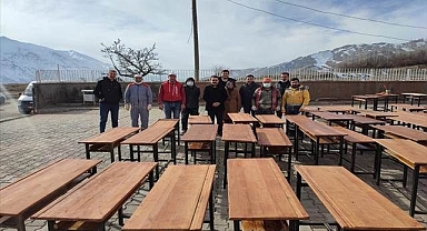 Usta öğrenciler arı gibi çalışıyor