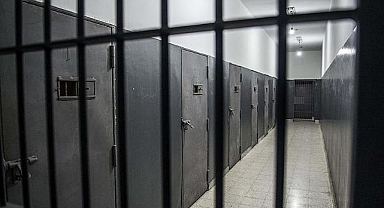 60 kişi yakalanarak cezaevine teslim edildi