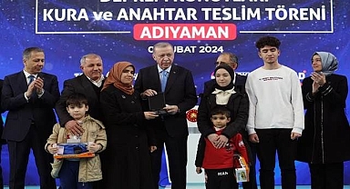 Anahtarları Cumhurbaşkanı teslim etti