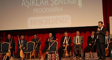 ‘Aşıklar Şenliği’ mest etti