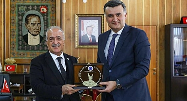 “Atatürk Üniversitesi ülkemize değer katıyor”