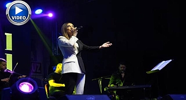 Aysel Yakupoğlu konseriyle coştular