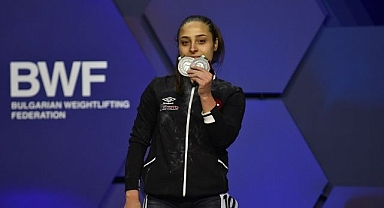 Burcu Alıcı'dan iki bronz madalya