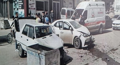 Cadde üzerinde feci kaza!