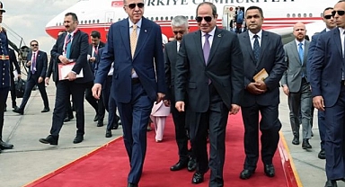 Cumhurbaşkanı Erdoğan 12 yıl sonra Mısır'da