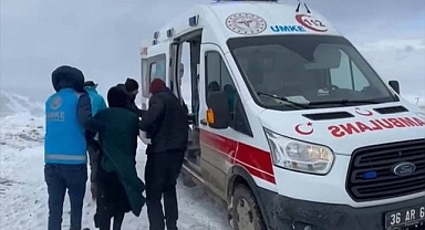 Hamile kadın güçlükle hastaneye ulaştırıldı