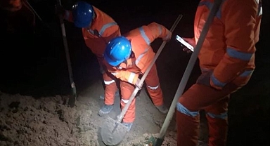Mehmetçik'ten kurtarma çalışmalarına destek