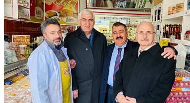 Milletvekili Öz esnafla buluştu